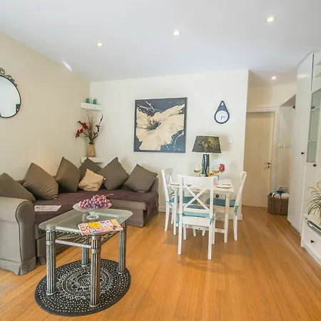 Chrysland Apartment